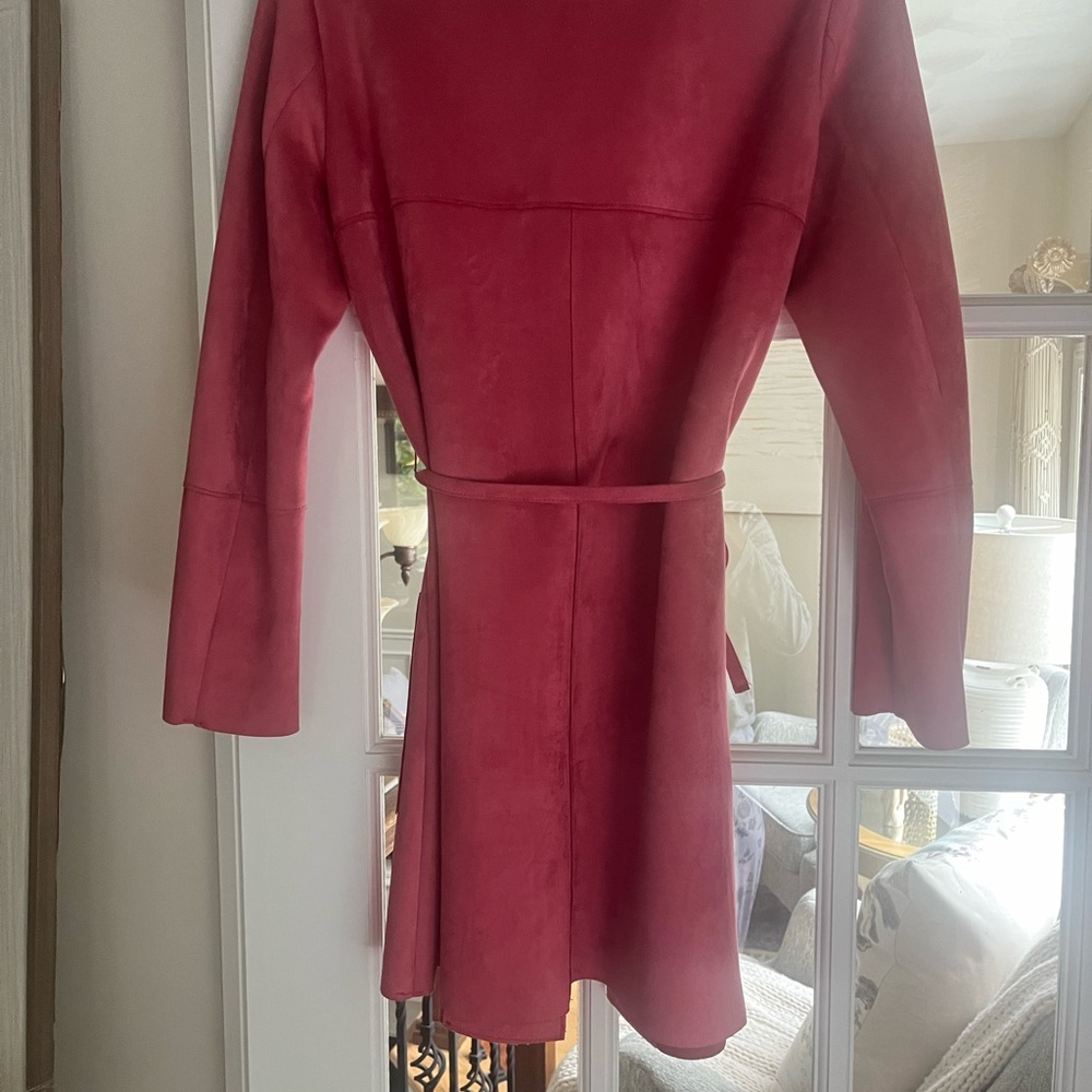 H&M.  Faux suede belted jacket Size 4 - Picture 4 of 10